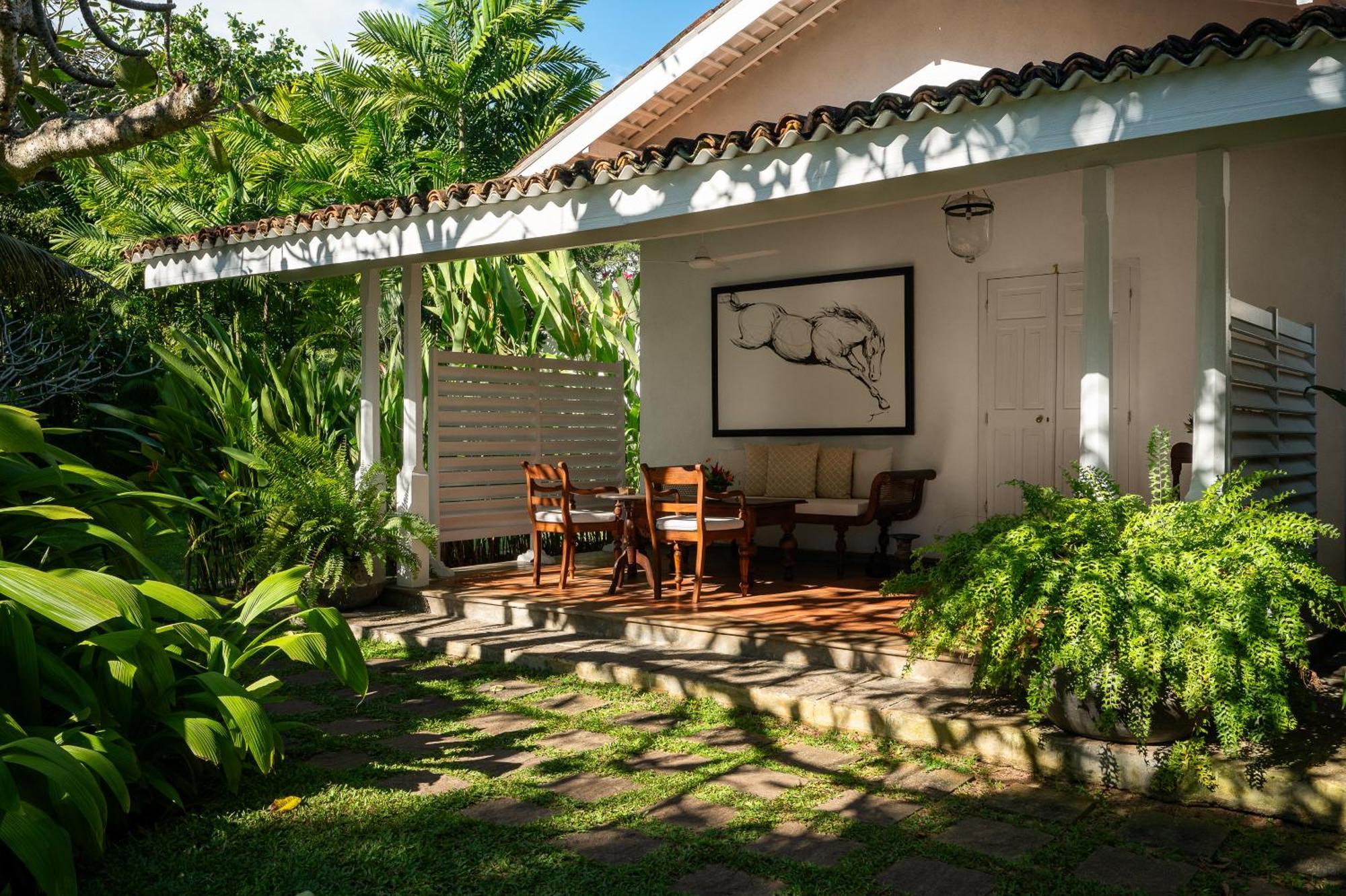 Nyne Hotels Rock Villa, Bentota Exterior photo